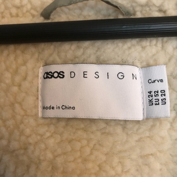 Quilted Winter Coat - Picture 4 of 5